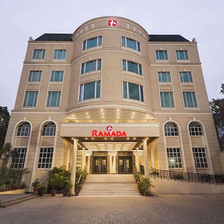 Ramada By Wyndham Jalandhar City Center Zewnętrze zdjęcie