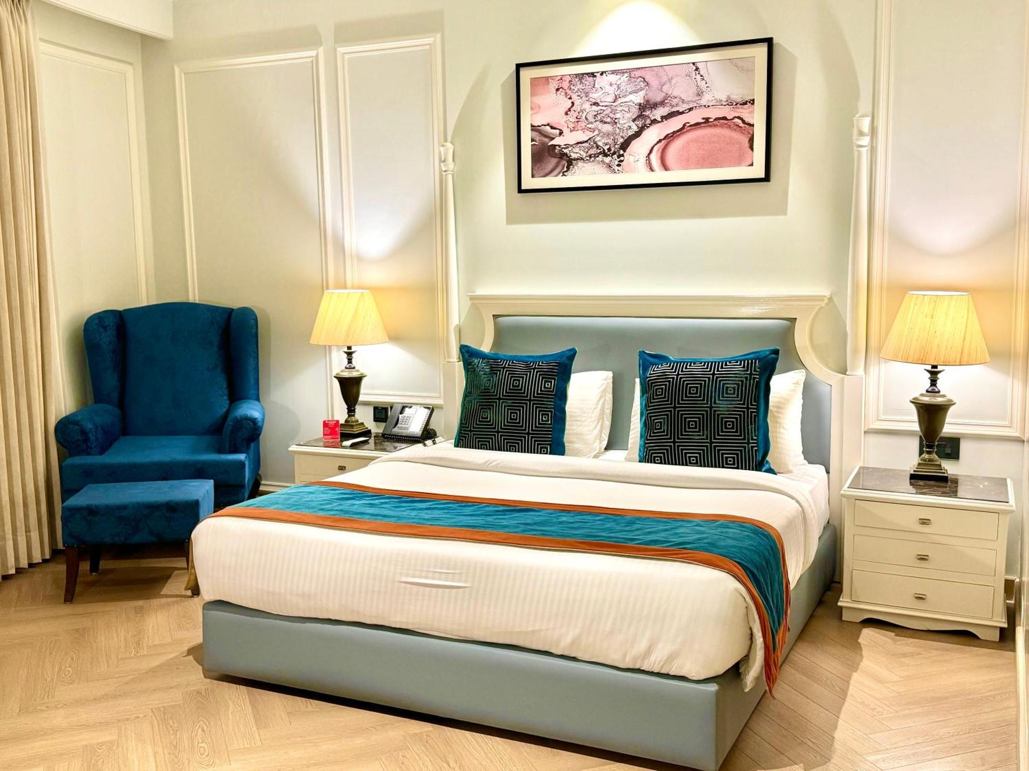 Ramada By Wyndham Jalandhar City Center Zewnętrze zdjęcie