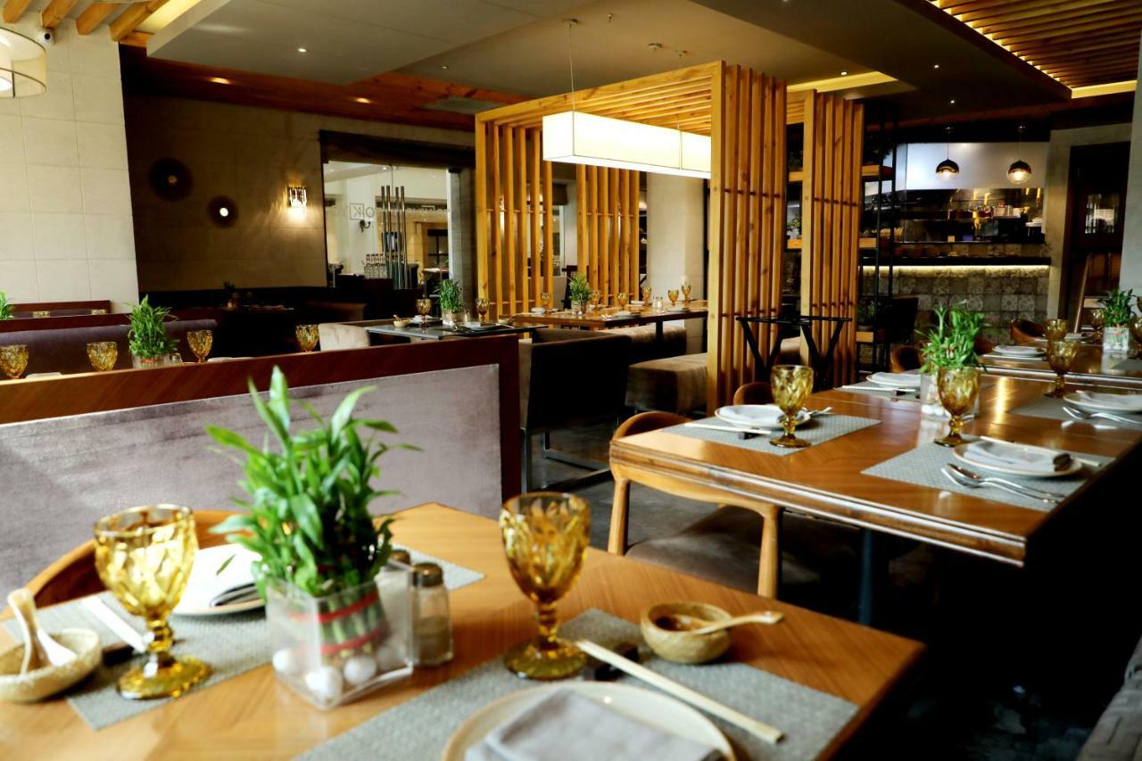 Ramada By Wyndham Jalandhar City Center Zewnętrze zdjęcie